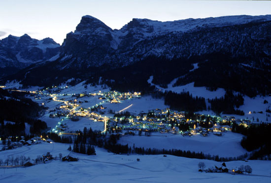 AB MITTWOCH GIBT ES AUCH NACHTSKIFAHREN IN LA VILLA!