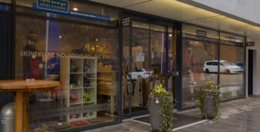 Noleggio sci Sportservice Erwin Stricker Merano Naif a Merano (BZ)