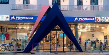 Wynajem nart Peak Sport Adventure w Canazei (TN)