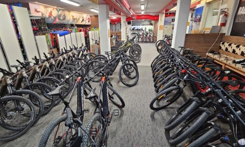 Noleggio, rental, Verleih La Comoda Bike @ Pinzolo - Val Rendena - Skirama Dolomiti Adamello Brenta