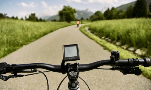 Herbst im Sattel: leihen Sie Fahrräder und E-Bikes bei Rent and Go